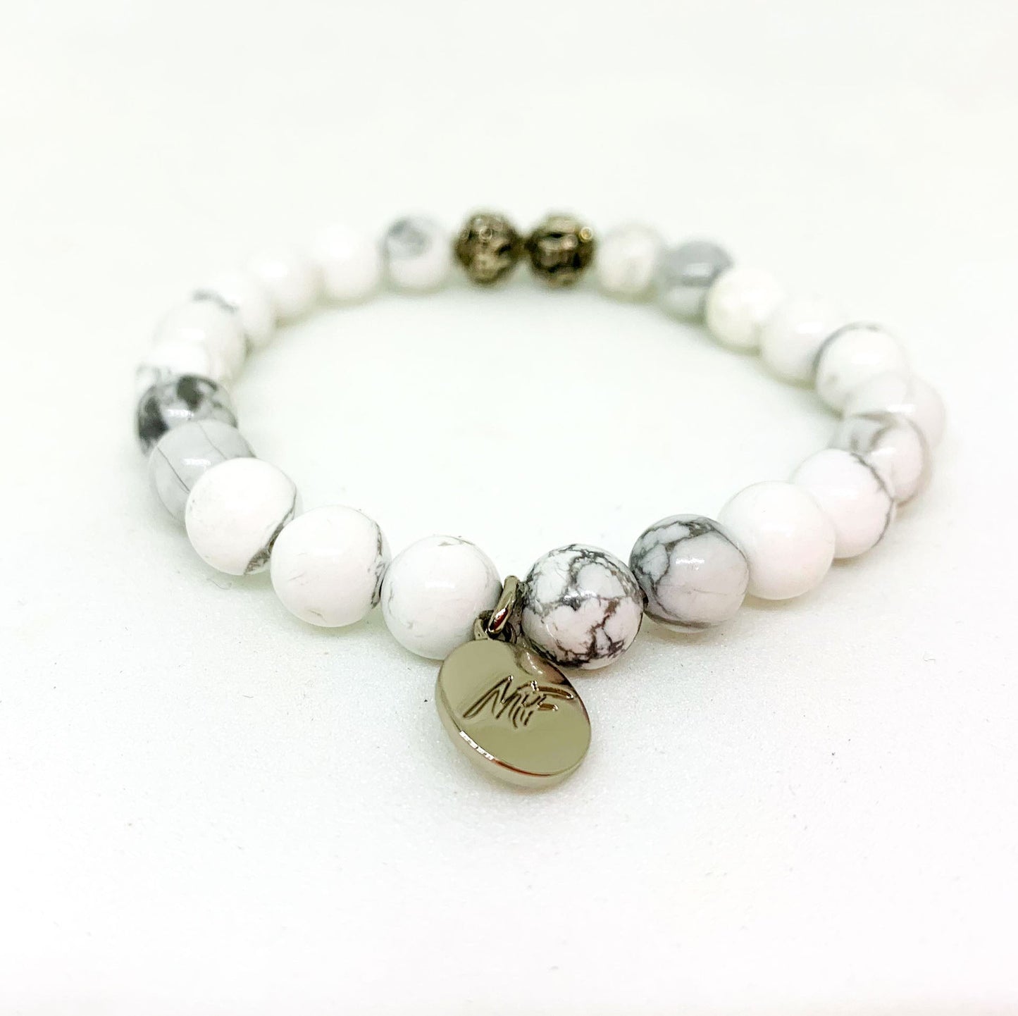 White Howlite Stone Silver Bead Bracelet (8 MM)